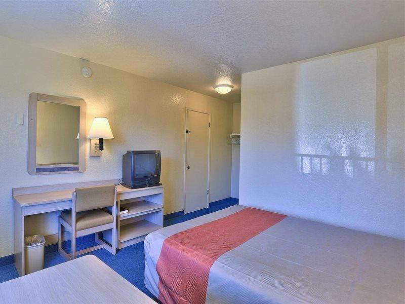 Motel 6-Prescott, Az ภายนอก รูปภาพ