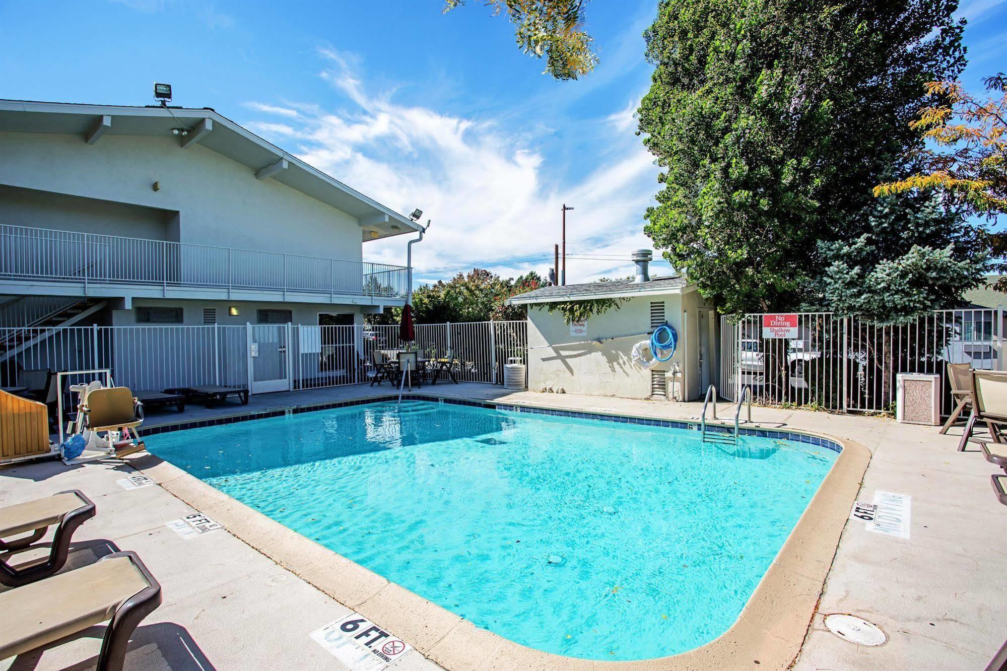 Motel 6-Prescott, Az ภายนอก รูปภาพ