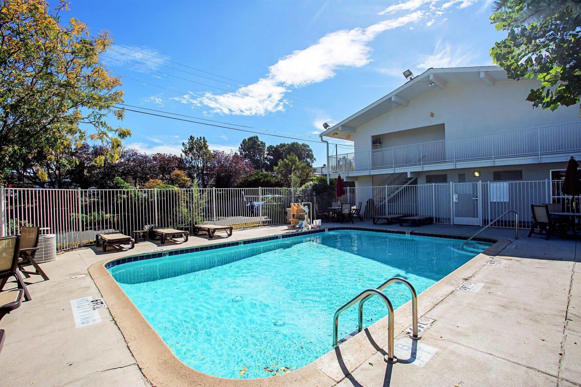 Motel 6-Prescott, Az ภายนอก รูปภาพ